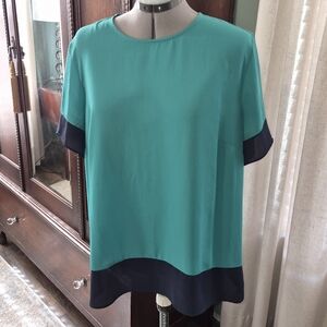 Banana Republic Turquoise and Navy Clolor Blocking Blouse XL